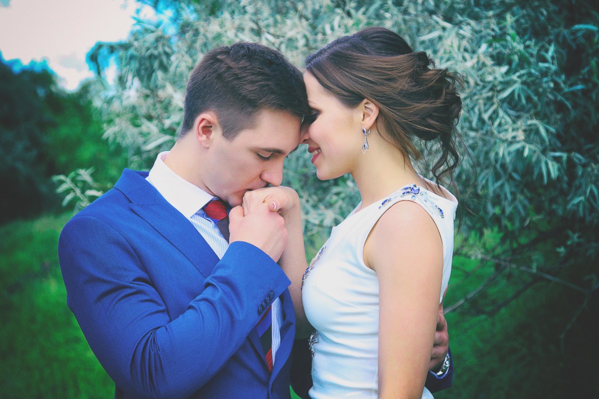 Love at First Sight: Pros and Cons