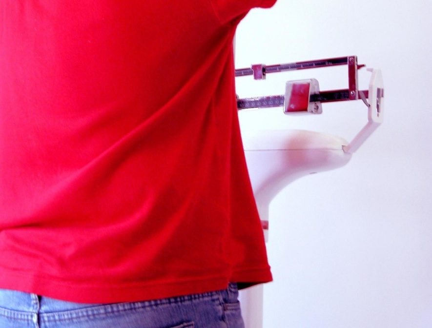 Less ZzZz’s at Night Equal More Weight on Your Waist, Study Finds